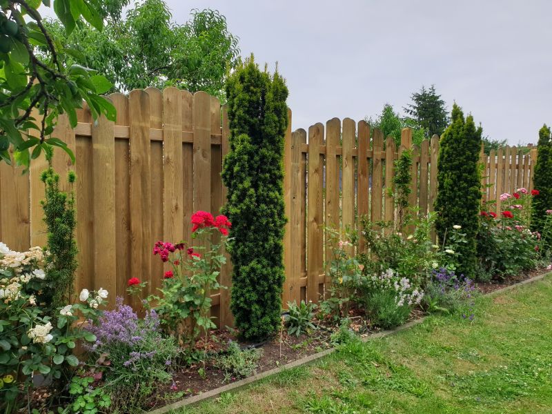 Garden Fencing Service